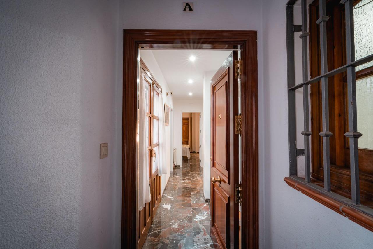 Qh Gran Via 01 Apartment Granada Luaran gambar